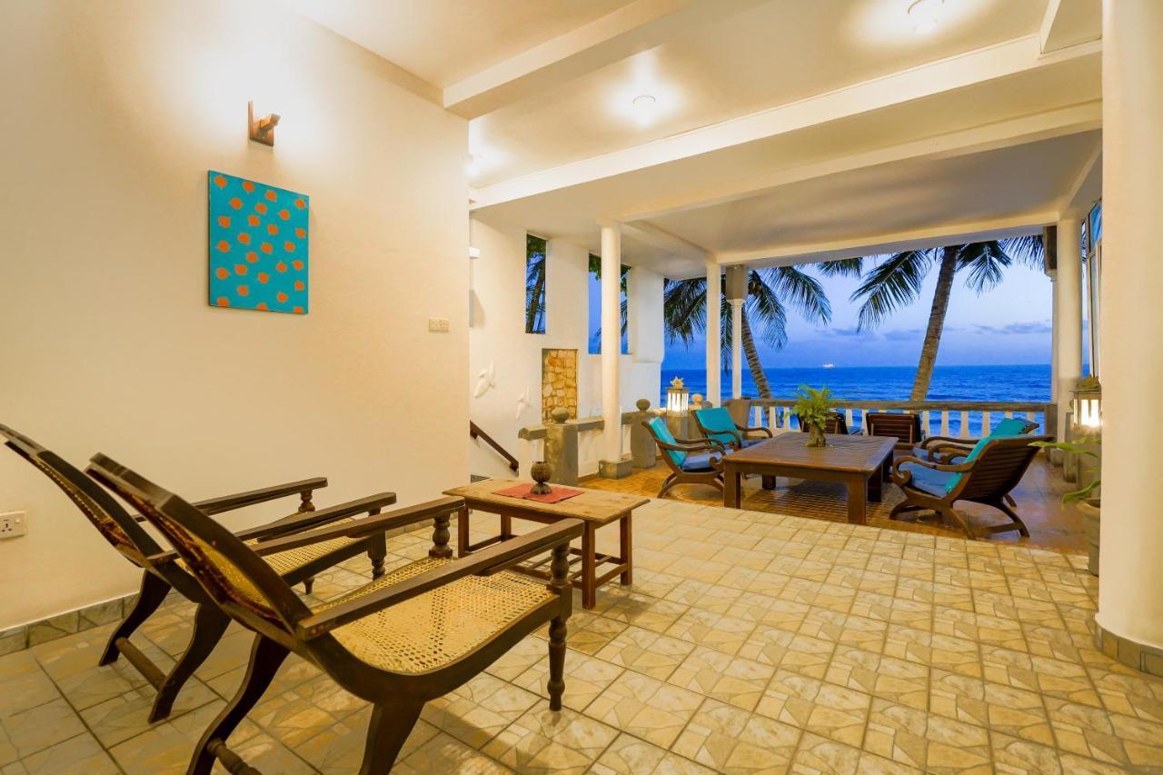 אונה ואטונה Blue Sky Beach Resort מראה חיצוני תמונה