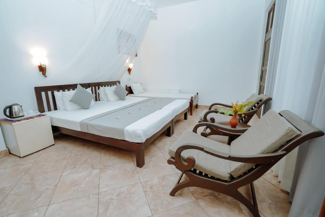 אונה ואטונה Blue Sky Beach Resort מראה חיצוני תמונה