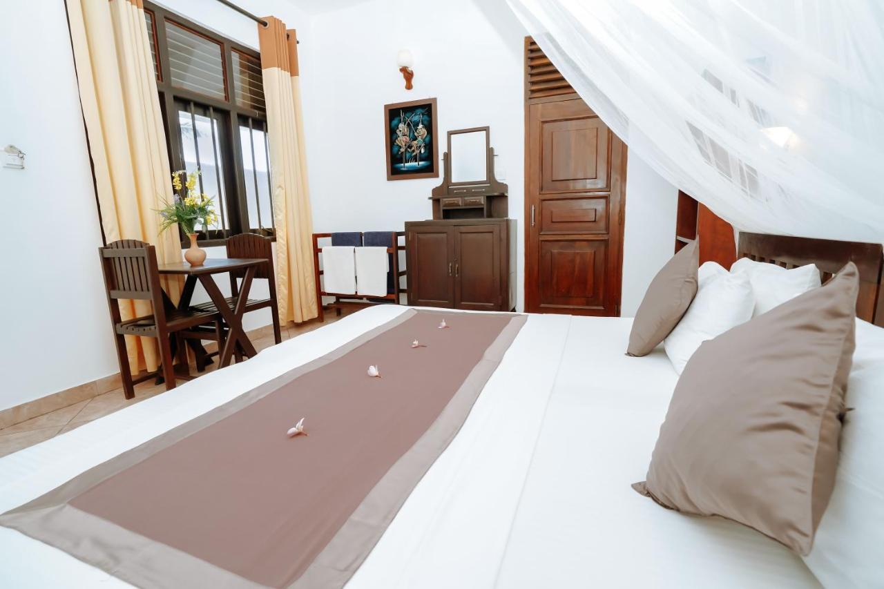 אונה ואטונה Blue Sky Beach Resort מראה חיצוני תמונה