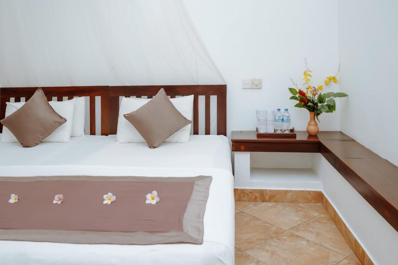 אונה ואטונה Blue Sky Beach Resort מראה חיצוני תמונה