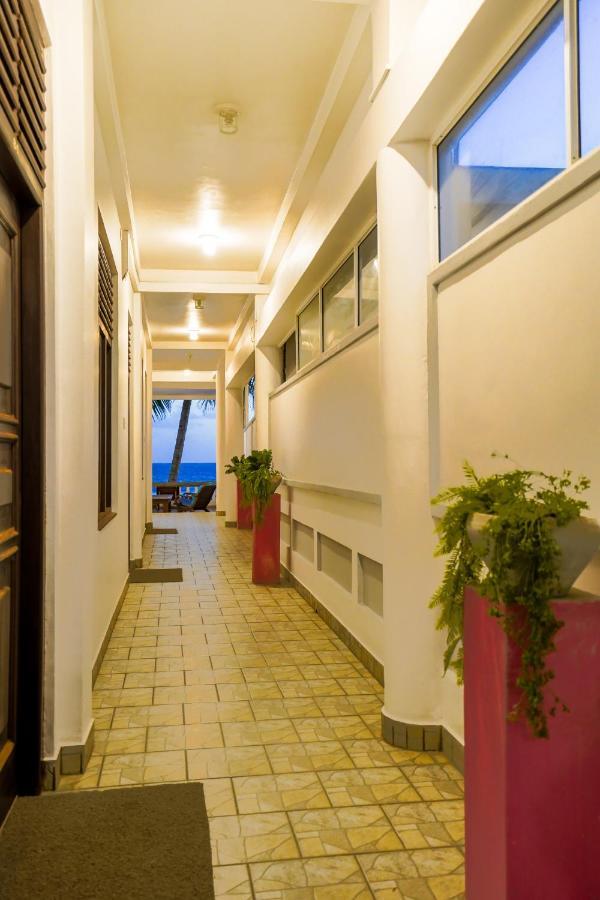 אונה ואטונה Blue Sky Beach Resort מראה חיצוני תמונה